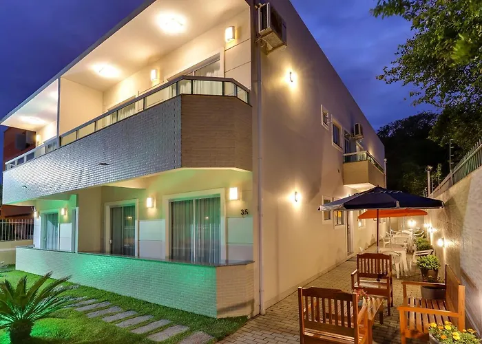 Lopes Suites Nos Ingleses Uma Quadra Do Mar
